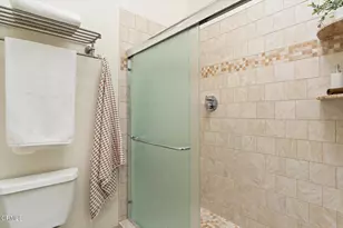 515 S Madison Ave, Pasadena, CA 91101 - Photo 21