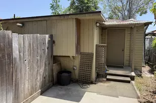 646 W Mendocino St, Altadena, CA 91001 - Photo 5