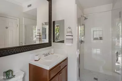 2741 Sleepy Hollow Place, Glendale, CA 91206 - Photo 19