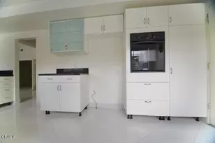 9355 Creemore Dr, Los Angeles, CA 91042 - Photo 9