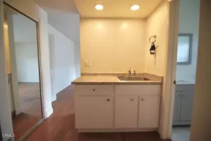 9355 Creemore Dr, Los Angeles, CA 91042 - Photo 21