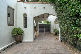 1014 N Marengo Ave, Pasadena, CA 91103 - Photo 23