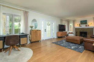 1014 N Marengo Ave, Pasadena, CA 91103 - Photo 5