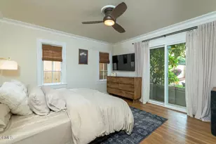 1014 N Marengo Ave, Pasadena, CA 91103 - Photo 19