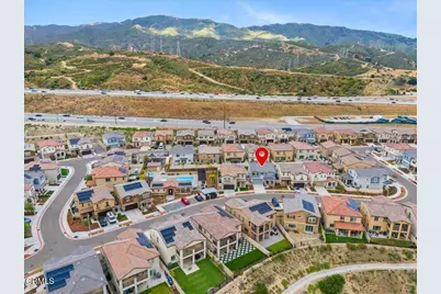 23744 Orange Blossom Drive, Santa Clarita, CA  - Photo 41