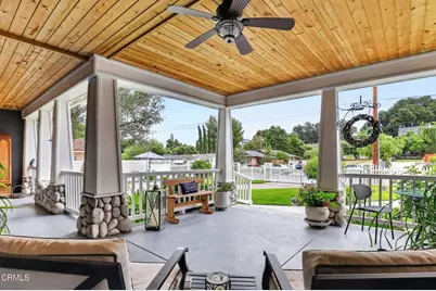 25067 Everett Drive, Newhall, CA 91321 - Photo 7