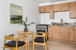 1475 N Bundy Dr, Los Angeles, CA 90049 - Photo 57