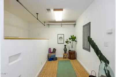 3866 Udell Court, Los Angeles, CA 90027 - Photo 15