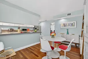881 W Huntington Dr, Arcadia, CA 91007 - Photo 17
