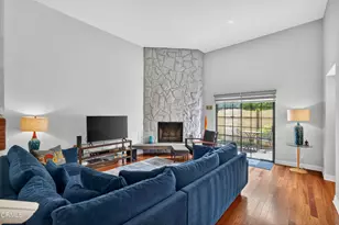 881 W Huntington Dr, Arcadia, CA 91007 - Photo 3