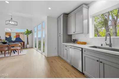 2409 Yorkshire Drive, Los Angeles, CA 90065 - Photo 13