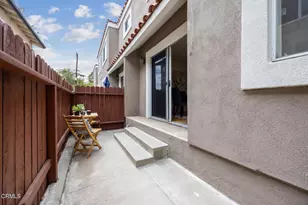 49 N Parkwood Ave, Pasadena, CA 91107 - Photo 27