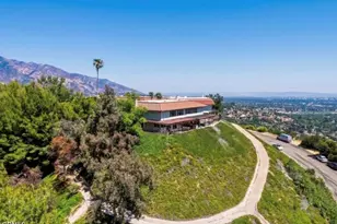 770 Galaxy Heights Dr, La Canada Flintridge, CA 91011 - Photo 37