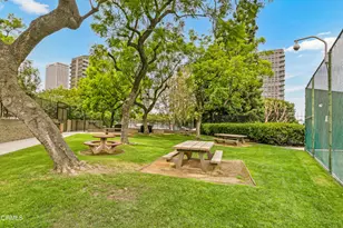 800 W 1st St, Los Angeles, CA 90012 - Photo 39