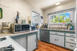 861 Monterey Rd, Glendale, CA 91206 - Photo 15