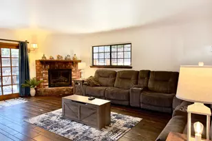 1474 Hillside Dr, Glendale, CA 91208 - Photo 9