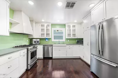 6158 Oak Crest Way, Los Angeles, CA 90042 - Photo 19