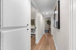 100 Hurlbut St, Pasadena, CA 91105 - Photo 17
