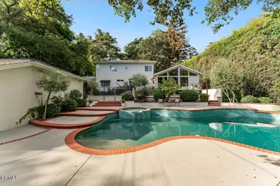 2060 E Altadena Drive, Altadena, CA 91001 - Photo 41