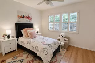1420 N Arroyo Blvd, Pasadena, CA 91103 - Photo 13