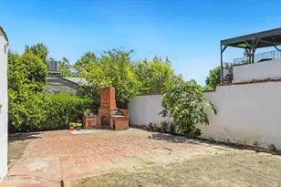 1544 Angelus Ave, Los Angeles, CA 90026 - Photo 25