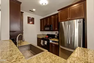 6250 Isidora Ln, Eastvale, CA 91752 - Photo 21