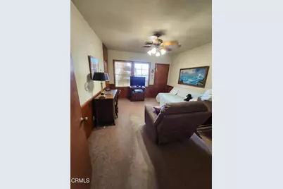 10939 Elinda, Los Angeles, CA 91352 - Photo 17