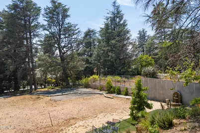 1945 E Altadena Drive, Altadena, CA 91001 - Photo 5
