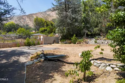 1945 E Altadena Drive, Altadena, CA 91001 - Photo 7