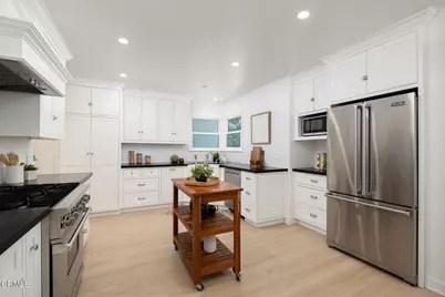 1200 Fernside Drive, La Canada Flintridge, CA 91011 - Photo 15
