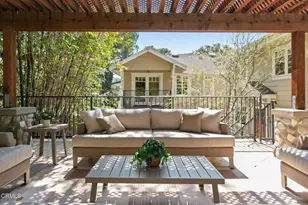130 S Arroyo Blvd, Pasadena, CA 91105 - Photo 31