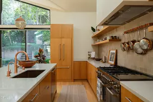 3036 Castle St, Los Angeles, CA 90039 - Photo 29