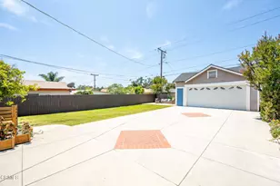 1151 Rose Ave, Pasadena, CA 91107 - Photo 27