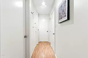 630 E Orange Grove Ave, Burbank, CA 91501 - Photo 13