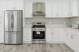 10840 Mt Gleason Ave, Los Angeles, CA 91042 - Photo 9