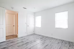 10840 Mt Gleason Ave, Los Angeles, CA 91042 - Photo 27