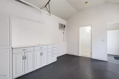 1469 Las Lunas Street, Pasadena, CA 91106 - Photo 21