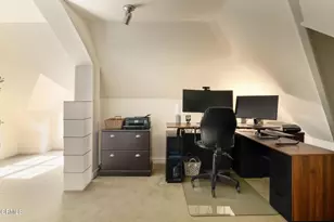 2410 E Orange Grove Blvd, Pasadena, CA 91104 - Photo 35
