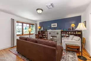 1085 N Mar Vista Ave, Pasadena, CA 91104 - Photo 5