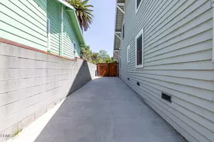 2330 Yosemite Dr, Los Angeles, CA 90041 - Photo 49