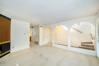 823 N Altadena Drive, Pasadena, CA 91107 - Photo 11