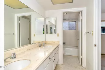 823 N Altadena Drive, Pasadena, CA 91107 - Photo 23