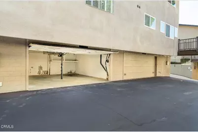 823 N Altadena Drive, Pasadena, CA 91107 - Photo 47
