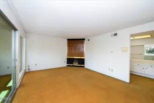 823 N Altadena Dr, Pasadena, CA 91107 - Photo 27