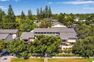 823 N Altadena Dr, Pasadena, CA 91107 - Photo 51