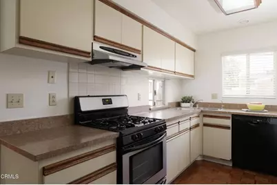 701 E Harvard Street #10, Glendale, CA 91205 - Photo 17