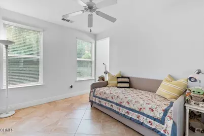 27007 Cliffie Way, Santa Clarita, CA 91387 - Photo 29