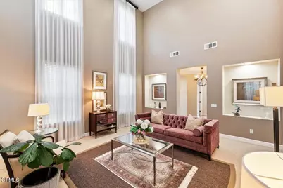 27007 Cliffie Way, Santa Clarita, CA 91387 - Photo 13