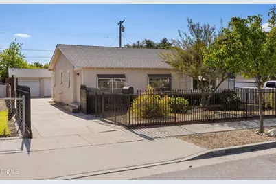 614 N Lemon Avenue, Azusa, CA 91702 - Photo 1