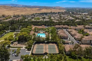 164 Cherrybrook Ln, Irvine, CA 92618 - Photo 3